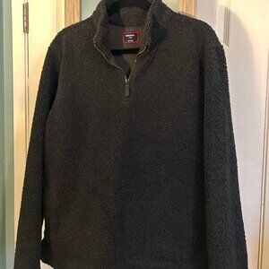 UNTUCKit Men's Sherpa Quarter-Zip Pullover in dark gray